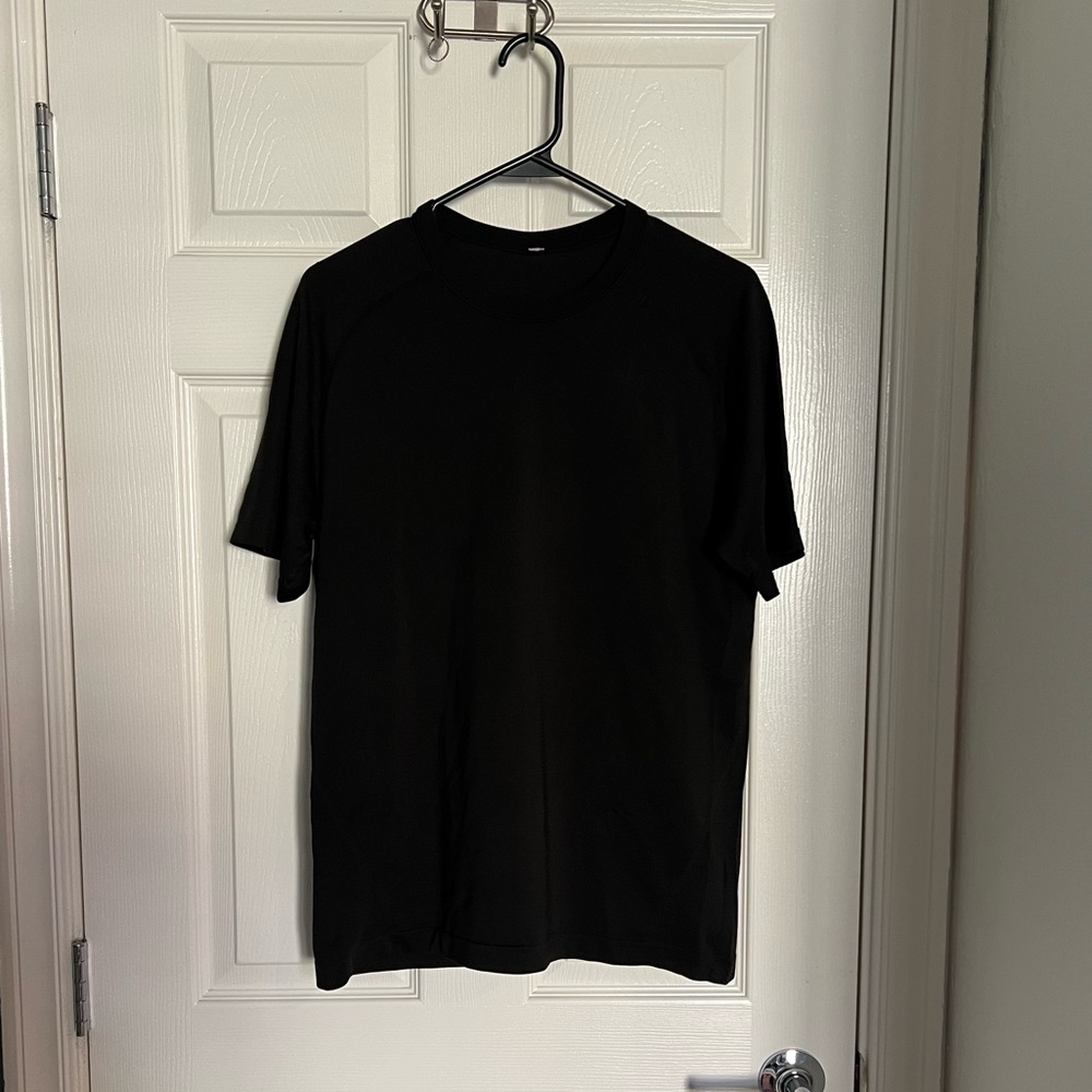 Lululemon Men’s Metal Vent Tech 1.0